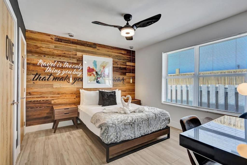 Hollywood Apartments Host By Beenomad Eksteriør bilde